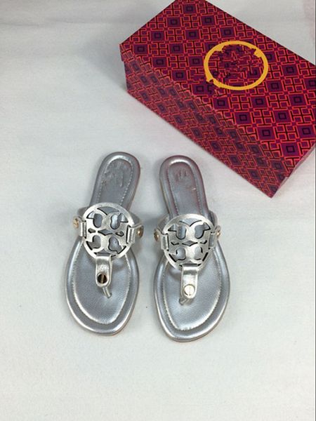 men's and women's slippers and boxes luxur design women's beach slippers, canvas shoes, rivet slippers, non-slip leather men, Black
men's and women's slippers and boxes luxur design women's beach slippers, canvas shoes, rivet slippers, non-slip leather men, Black