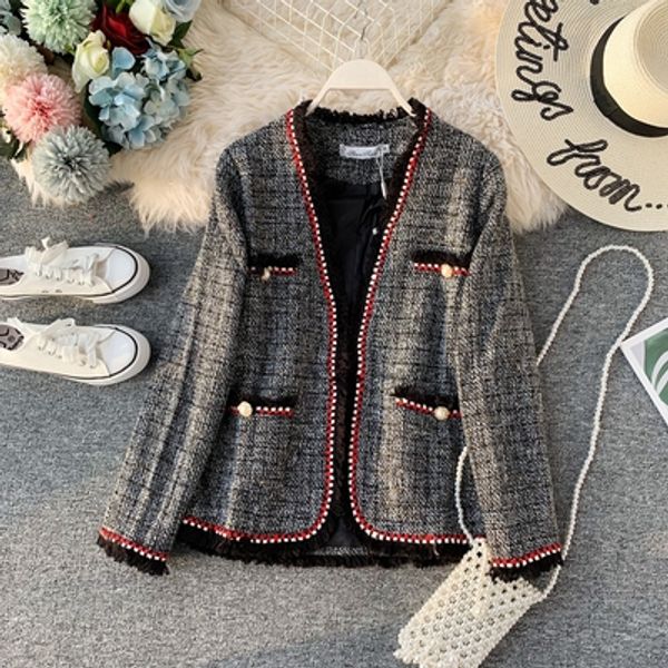 vintage 2020 brand new female hand-tassel jacket lurex tassel streetwear france style loose thick woolen jacket tweed lapel, Black;brown
vintage 2020 brand new female hand-tassel jacket lurex tassel streetwear france style loose thick woolen jacket tweed lapel, Black;brown