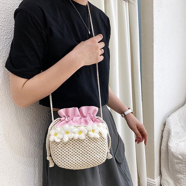 molave handbags women shoulder bag fashion straw flowers contrast color drawstring bucke bag messenger handbags luxury may26
molave handbags women shoulder bag fashion straw flowers contrast color drawstring bucke bag messenger handbags luxury may26