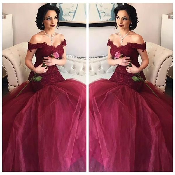 off shoulder lace appliques mermaid women evening dresses 2019 modest custom ladies prom party gowns lace appliques plus size vestidos, Black;red
off shoulder lace appliques mermaid women evening dresses 2019 modest custom ladies prom party gowns lace appliques plus size vestidos, Black;red