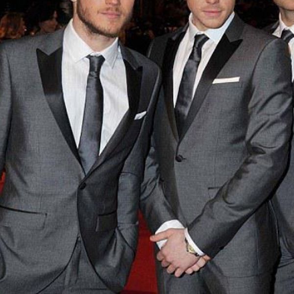 2019 new arrival grey one button groom tuxedos groomsmen peak black lapel suits formal wedding wear (jacket+pants+tie), Black;gray
2019 new arrival grey one button groom tuxedos groomsmen peak black lapel suits formal wedding wear (jacket+pants+tie), Black;gray