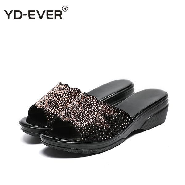 women slipper's 2020 ladies genuine leather summer slippers shoes women med heels fashion rhinestone summer shoes, Black
women slipper's 2020 ladies genuine leather summer slippers shoes women med heels fashion rhinestone summer shoes, Black