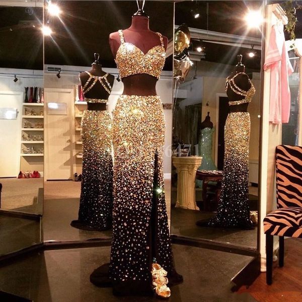 2020 dazzling luxury gold crystal beads two pieces prom dresses backless high front split black evening prom gowns
2020 dazzling luxury gold crystal beads two pieces prom dresses backless high front split black evening prom gowns