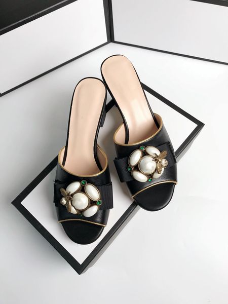 2019 new pearl buckle slippers series leather heel height 6.5cm 34-41, Black 
2019 new pearl buckle slippers series leather heel height 6.5cm 34-41, Black