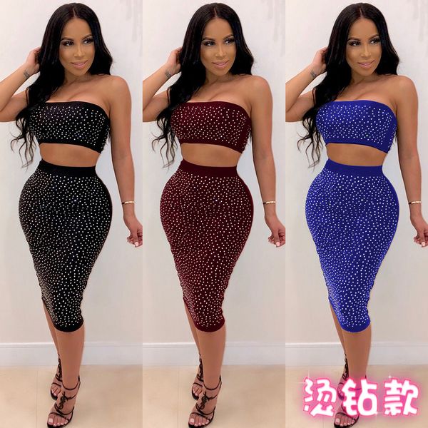 spot european and american-style wrapped chest drilling slim package hip skirt & club two-piece set, White;black
spot european and american-style wrapped chest drilling slim package hip skirt & club two-piece set, White;black