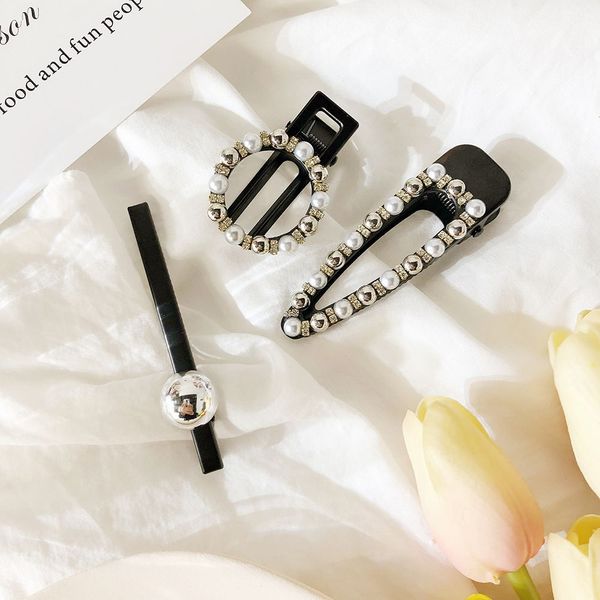 1 pc korea fashion pearls hair clip elegant barrettes for women girls vintage pearl black hairpins hair accessories
1 pc korea fashion pearls hair clip elegant barrettes for women girls vintage pearl black hairpins hair accessories