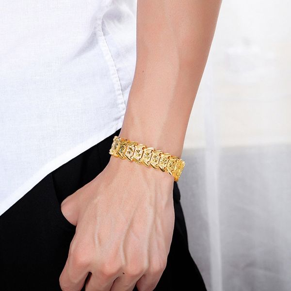 men's gold silver curb chain bracelet hip hop jewelry heavy engraved flower alloy lady chain bracelet, Black
men's gold silver curb chain bracelet hip hop jewelry heavy engraved flower alloy lady chain bracelet, Black