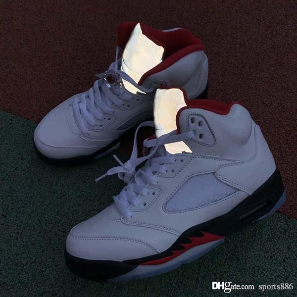 air authentic 5 fire red retro basketball shoes white fire red black 3m reflective tongue men sports sneakers da1911-102 with box
air authentic 5 fire red retro basketball shoes white fire red black 3m reflective tongue men sports sneakers da1911-102 with box