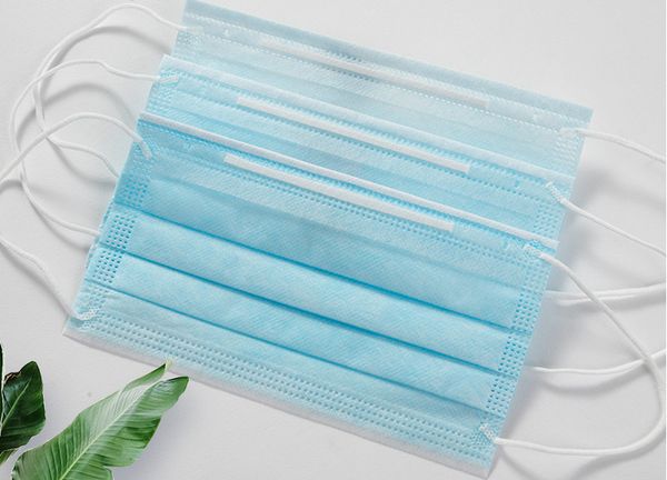 one-off face mask family protection nose mask multi-period supply of spot 50 pieces containing melting spray dust
one-off face mask family protection nose mask multi-period supply of spot 50 pieces containing melting spray dust