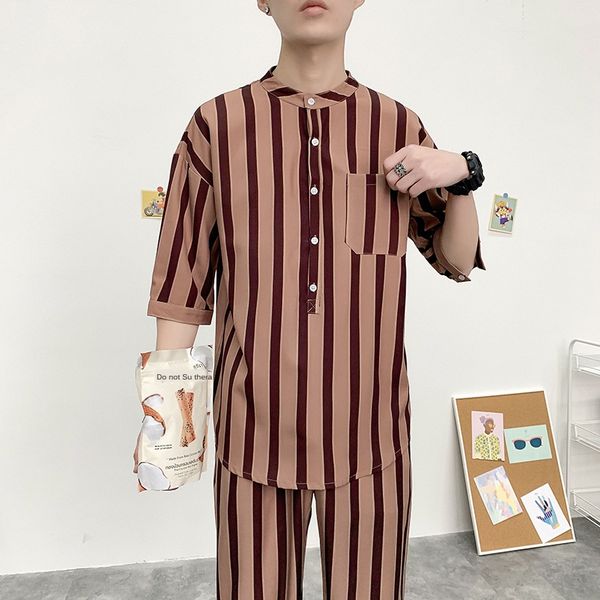 printed men's short-sleeved men's floral shirt floral short-sleeved shirt, White;black
printed men's short-sleeved men's floral shirt floral short-sleeved shirt, White;black