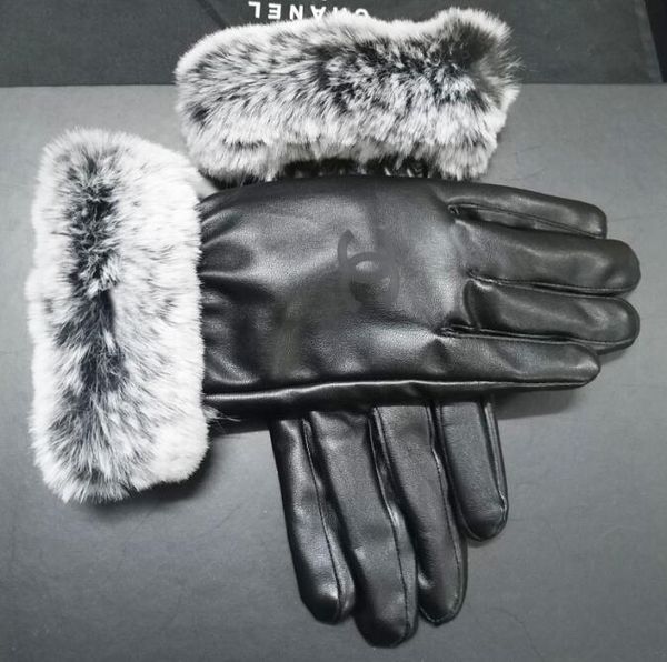 design women' gloves for winter and autumn cashmere mittens gloves with lovely fur ball outdoor sport warm winter gloves g2328, Blue;gray
design women' gloves for winter and autumn cashmere mittens gloves with lovely fur ball outdoor sport warm winter gloves g2328, Blue;gray