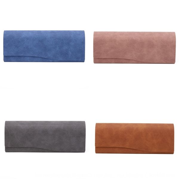 handmade case case iron glasses portable anti-pressure simple storage glasses box frame leather iron box
handmade case case iron glasses portable anti-pressure simple storage glasses box frame leather iron box