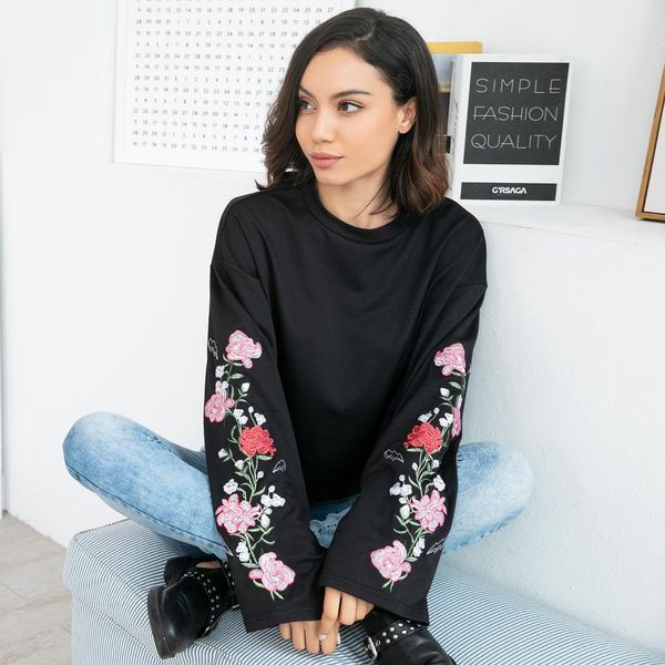 europe and america women's dress embroidery flowers bell sleeve shorts sports hoodie women's, Black
europe and america women's dress embroidery flowers bell sleeve shorts sports hoodie women's, Black