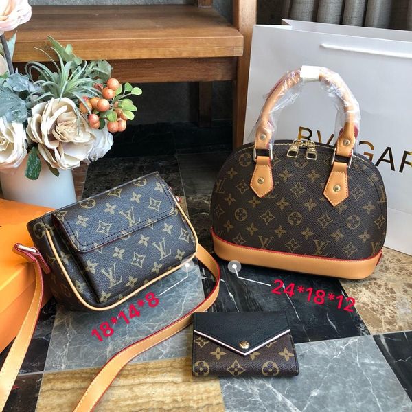 2019 year new high quailty de igner tote houlder bag luxury women leather handbag women bol o me enger bag 
2019 year new high quailty de igner tote houlder bag luxury women leather handbag women bol o me enger bag