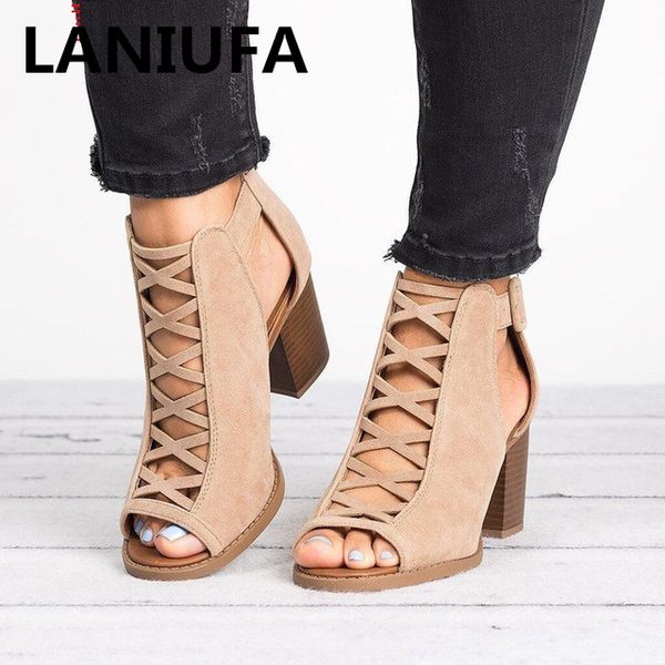 summer women sandals high heels shoes woman rome fish mouth hollow mid heel sandals women large size 34-43 casual shoes &37 y200405, Black
summer women sandals high heels shoes woman rome fish mouth hollow mid heel sandals women large size 34-43 casual shoes &37 y200405, Black