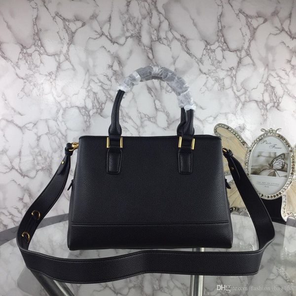 new fashion luxury designer woman handbag cross body bags shoulder genuine leather tote purse bags cowhide classic style
new fashion luxury designer woman handbag cross body bags shoulder genuine leather tote purse bags cowhide classic style