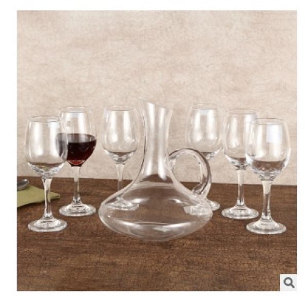 2020 factory direct selling transparent crystal glass decanter creative belt wholesale of decanter wine decanter
2020 factory direct selling transparent crystal glass decanter creative belt wholesale of decanter wine decanter