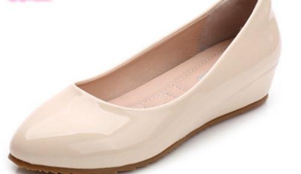 2019 women's shoes in spring and autumn with new style slope heel round head @2163, Black
2019 women's shoes in spring and autumn with new style slope heel round head @2163, Black