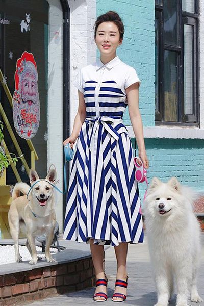 2020 summer new women's casual party elegant chic gentlewoman horizontal stripes stitching fashion midi dress, Black;gray
2020 summer new women's casual party elegant chic gentlewoman horizontal stripes stitching fashion midi dress, Black;gray