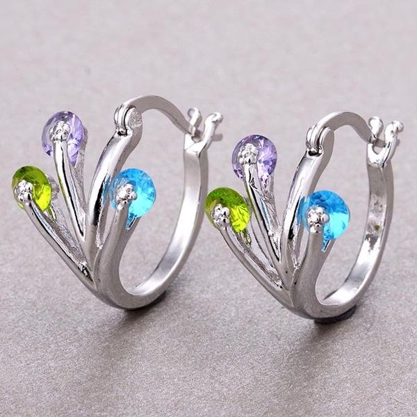 new crystal rhinestone earrings women sliver hoop earrings fashion jewelry for women party gift, Golden;silver
new crystal rhinestone earrings women sliver hoop earrings fashion jewelry for women party gift, Golden;silver