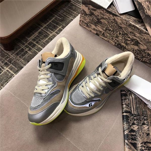 мужские женщины ultrapace sneaker с светоотражающими тканями, классические кроссовки плоского runners крупногабаритные sneaekers многоцветны, Black
мужские женщины ultrapace sneaker с светоотражающими тканями, классические кроссовки плоского runners крупногабаритные sneaekers многоцветны, Black