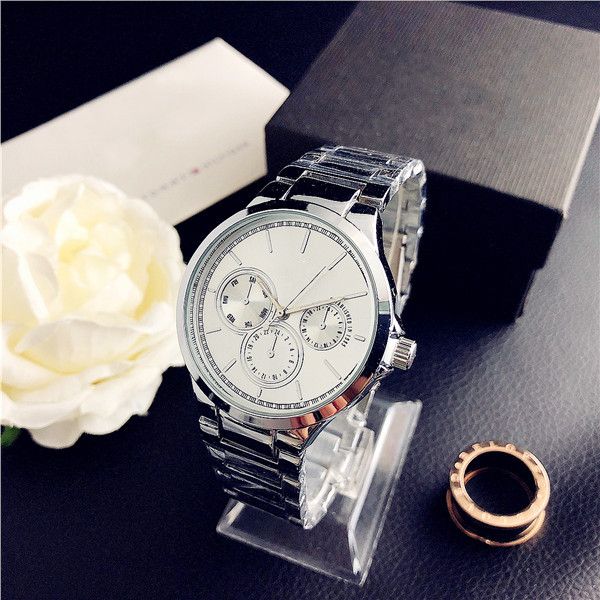 Ѭоконе а mensss day-date апиѬовое екло дизайнеѬкие а авоподзаводом orolog, Slivery;black
Ѭоконе а mensss day-date апиѬовое екло дизайнеѬкие а авоподзаводом orolog, Slivery;black