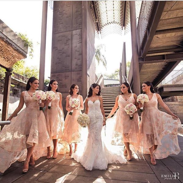 розовато-розовый высокий низкий стиль платья подружек невесты асимметричный сексуальный v-образным вырезом кружева аппликация рукавов передн, White;pink
розовато-розовый высокий низкий стиль платья подружек невесты асимметричный сексуальный v-образным вырезом кружева аппликация рукавов передн, White;pink