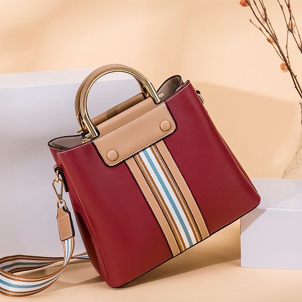 bag 2019 new fashion leather women's bag hit color handbag single shoulder oblique satchel
bag 2019 new fashion leather women's bag hit color handbag single shoulder oblique satchel