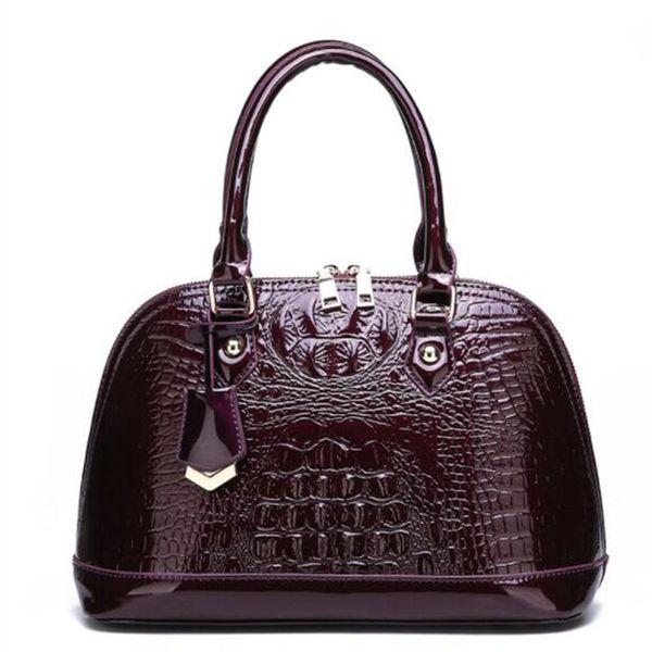 2020 women's bag patent leather fashion crocodile pattern handbag new simple shoulder messenger bag
2020 women's bag patent leather fashion crocodile pattern handbag new simple shoulder messenger bag