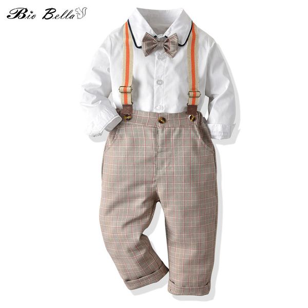 baby boy осень костюмы моды gentleman свадебного дня рождения дети мальчики одежда t-shirt + ремень брюки + галстук 3шт baby boy пружина кос, White
baby boy осень костюмы моды gentleman свадебного дня рождения дети мальчики одежда t-shirt + ремень брюки + галстук 3шт baby boy пружина кос, White
