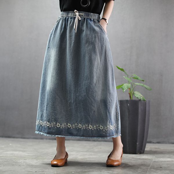 vintage washed denim skirt 2020 new spring summer retro style elastic waist floral embroidered loose casual jeans a line skirt, Black
vintage washed denim skirt 2020 new spring summer retro style elastic waist floral embroidered loose casual jeans a line skirt, Black