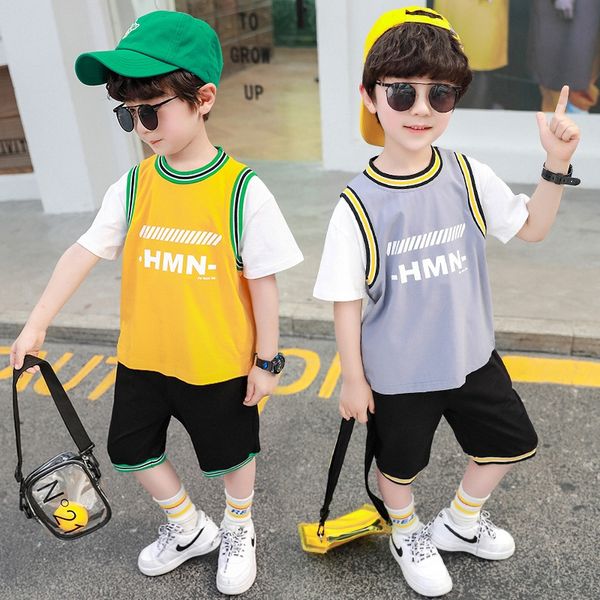 boys ' fake sports 2020 wear leisure boys ' fake two-piece sports suit 2020 children's wear children's leisure two-piece
boys ' fake sports 2020 wear leisure boys ' fake two-piece sports suit 2020 children's wear children's leisure two-piece