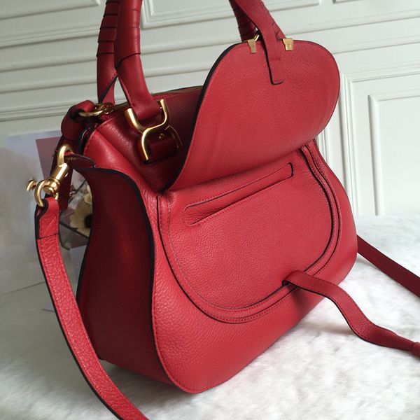 famous designer 2018 new fashion women designer strap shoulder crossbody handbags designer handbags vintage casual tote handbag good quality
famous designer 2018 new fashion women designer strap shoulder crossbody handbags designer handbags vintage casual tote handbag good quality