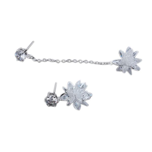 simple zircon snowflake asymmetric earrings temperament long tassel earrings drop
simple zircon snowflake asymmetric earrings temperament long tassel earrings drop