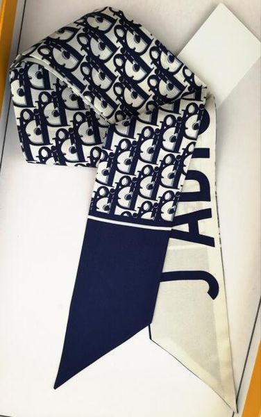 Hot bag Silk Vintage Headbands for Women Girls Elatstic Hair Bands Retro Turban Headband wraps Gifts D Brand Designer Silk Scarfs
Hot bag Silk Vintage Headbands for Women Girls Elatstic Hair Bands Retro Turban Headband wraps Gifts D Brand Designer Silk Scarfs