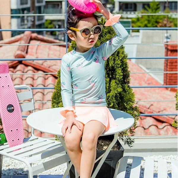 children's small medium and large girl girl cute long sleeve body skirt swimsuit sunscreen split skirt swimsuit, White;black
children's small medium and large girl girl cute long sleeve body skirt swimsuit sunscreen split skirt swimsuit, White;black
