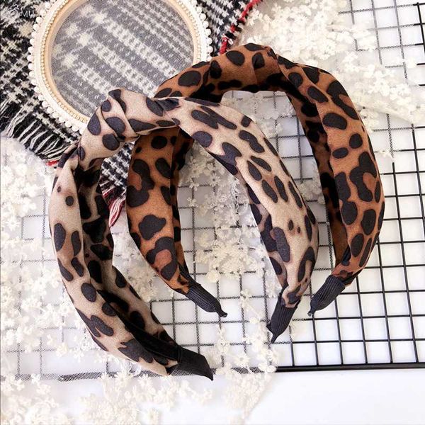 aomu korea fashion leopard printed headband for women knotted hairband girls wide hair accessories hair hoop, Golden;white
aomu korea fashion leopard printed headband for women knotted hairband girls wide hair accessories hair hoop, Golden;white