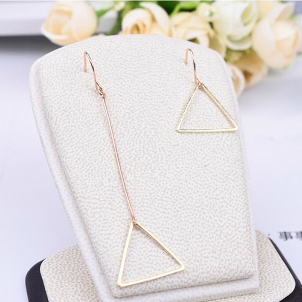 E0362 New Fashion Asymmetric Earring Gold Color Triangle Pendant Drop Earrings For Women Exquisite Ear Jewelry Birthday Gift
E0362 New Fashion Asymmetric Earring Gold Color Triangle Pendant Drop Earrings For Women Exquisite Ear Jewelry Birthday Gift
