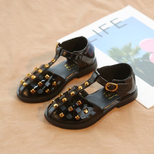 new korean girls kids baby leather shoes children princess soft-soled rivet shoe sandals fashion child hollow-out shoes, Black;red
new korean girls kids baby leather shoes children princess soft-soled rivet shoe sandals fashion child hollow-out shoes, Black;red