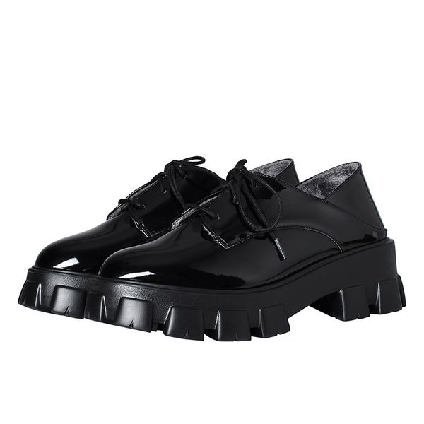 winter leather shoes women autumn new fashion plus velvet thick heel lace up black brock shoes ladies
winter leather shoes women autumn new fashion plus velvet thick heel lace up black brock shoes ladies