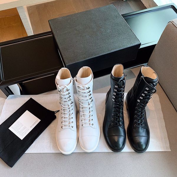 2019 delivery luxury designer women shoes leather and heavy-duty soles comfort venting leisure lady martin boots platform, Black
2019 delivery luxury designer women shoes leather and heavy-duty soles comfort venting leisure lady martin boots platform, Black