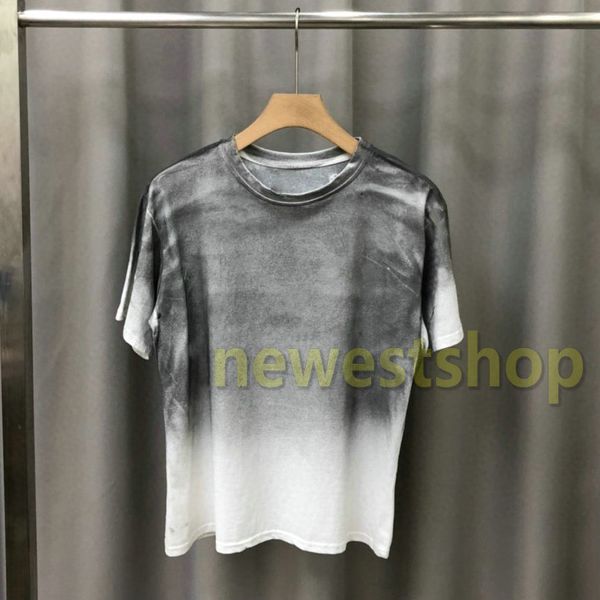 2020 new summer spring luxury designer mens geometry print t shirt clothing tshirt fashion letter print t shirts casual tee, White;black
2020 new summer spring luxury designer mens geometry print t shirt clothing tshirt fashion letter print t shirts casual tee, White;black