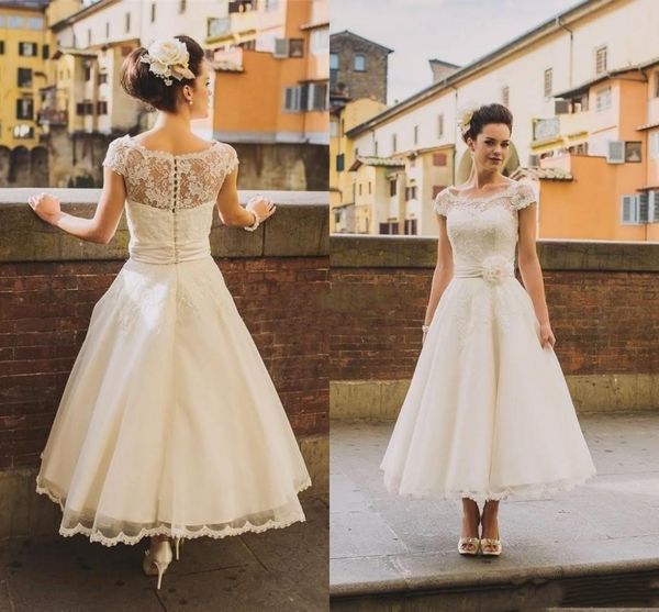 2020 retro vintage wedding dresses lace beads buttons back ankle length sash organza bridal dress, White
2020 retro vintage wedding dresses lace beads buttons back ankle length sash organza bridal dress, White