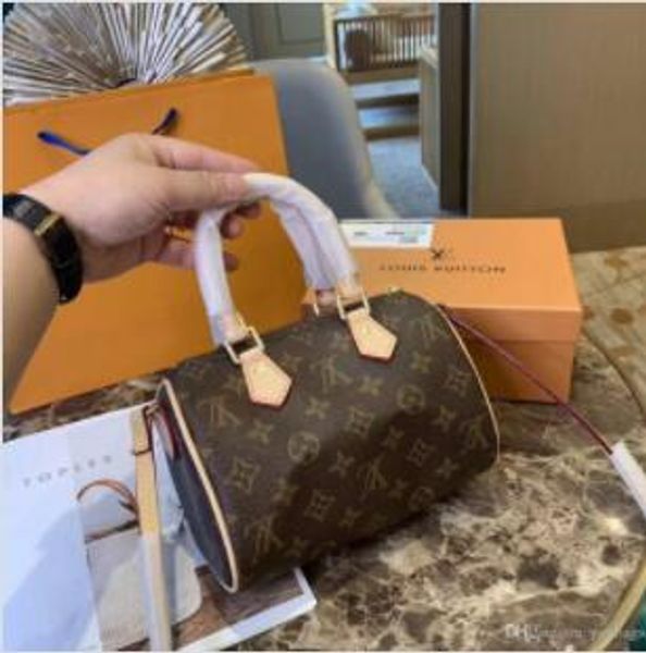 бостон сумки speedy спортивная сумка дорожная сумка для женщин sizewithshoulder ремень большой емкости сумки зеркало блокировки сумка
бостон сумки speedy спортивная сумка дорожная сумка для женщин sizewithshoulder ремень большой емкости сумки зеркало блокировки сумка