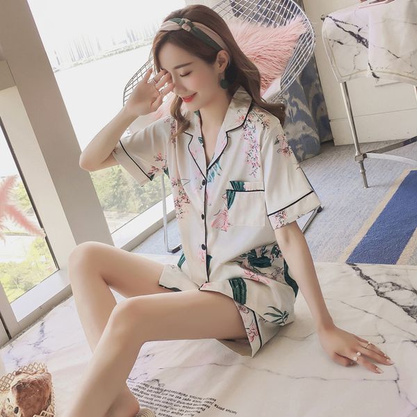 2019 pajamas women summer lce silk short sleeve set female pajamas set sleepwear suits shorts pyjama femme, Blue;gray
2019 pajamas women summer lce silk short sleeve set female pajamas set sleepwear suits shorts pyjama femme, Blue;gray