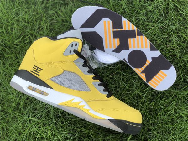 authentic 5 tokyo 23 basketball shoes man varsity maize anthracite wolf grey black 2011 release yellow japan tokyo limited sneakers
authentic 5 tokyo 23 basketball shoes man varsity maize anthracite wolf grey black 2011 release yellow japan tokyo limited sneakers