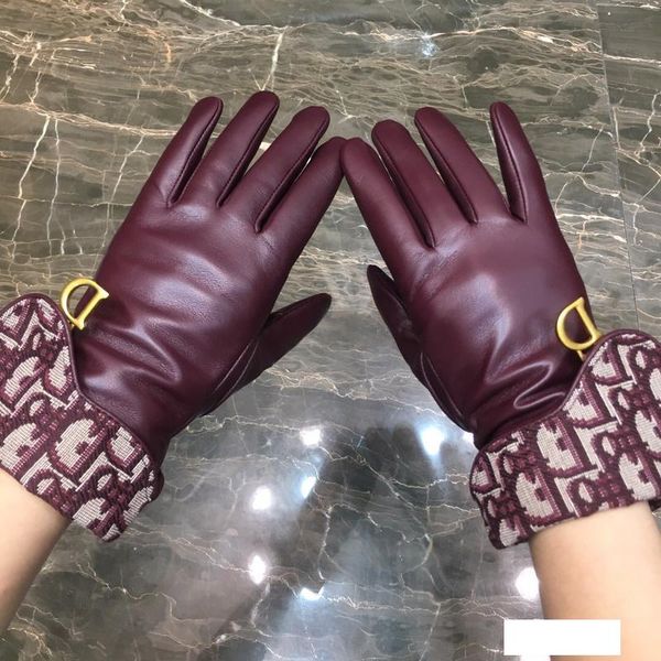 lady fashion bright solid gloves red letter women gloves winter gold lock gloves sheepskin outdoor windproof glove, Blue;gray
lady fashion bright solid gloves red letter women gloves winter gold lock gloves sheepskin outdoor windproof glove, Blue;gray
