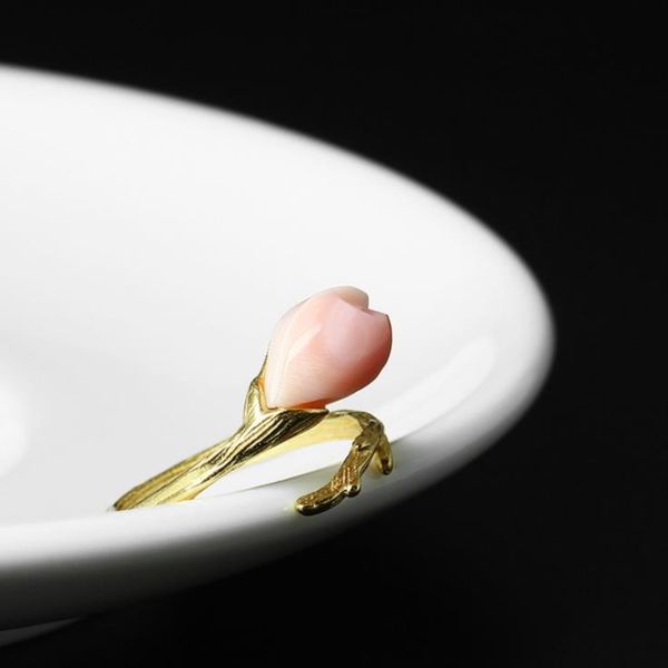 2019 vintage 925 sterling silver cock ring pink shell female rings set gold finger rings for women girls wedding fine jewelry, Golden;silver
2019 vintage 925 sterling silver cock ring pink shell female rings set gold finger rings for women girls wedding fine jewelry, Golden;silver