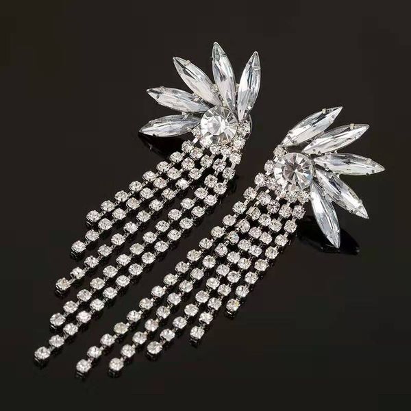 iced out wings tassel bridal wedding dangle earrings for women luxury designer bling diamond danling earring engagement fringe jewelry gift, Silver
iced out wings tassel bridal wedding dangle earrings for women luxury designer bling diamond danling earring engagement fringe jewelry gift, Silver