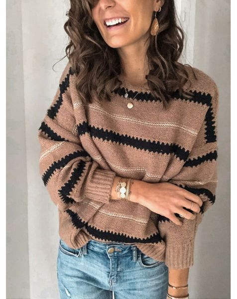 casual style women sweaters full sleeve length pullovers item type striped pattern type o-neck collar decoration, White;black
casual style women sweaters full sleeve length pullovers item type striped pattern type o-neck collar decoration, White;black